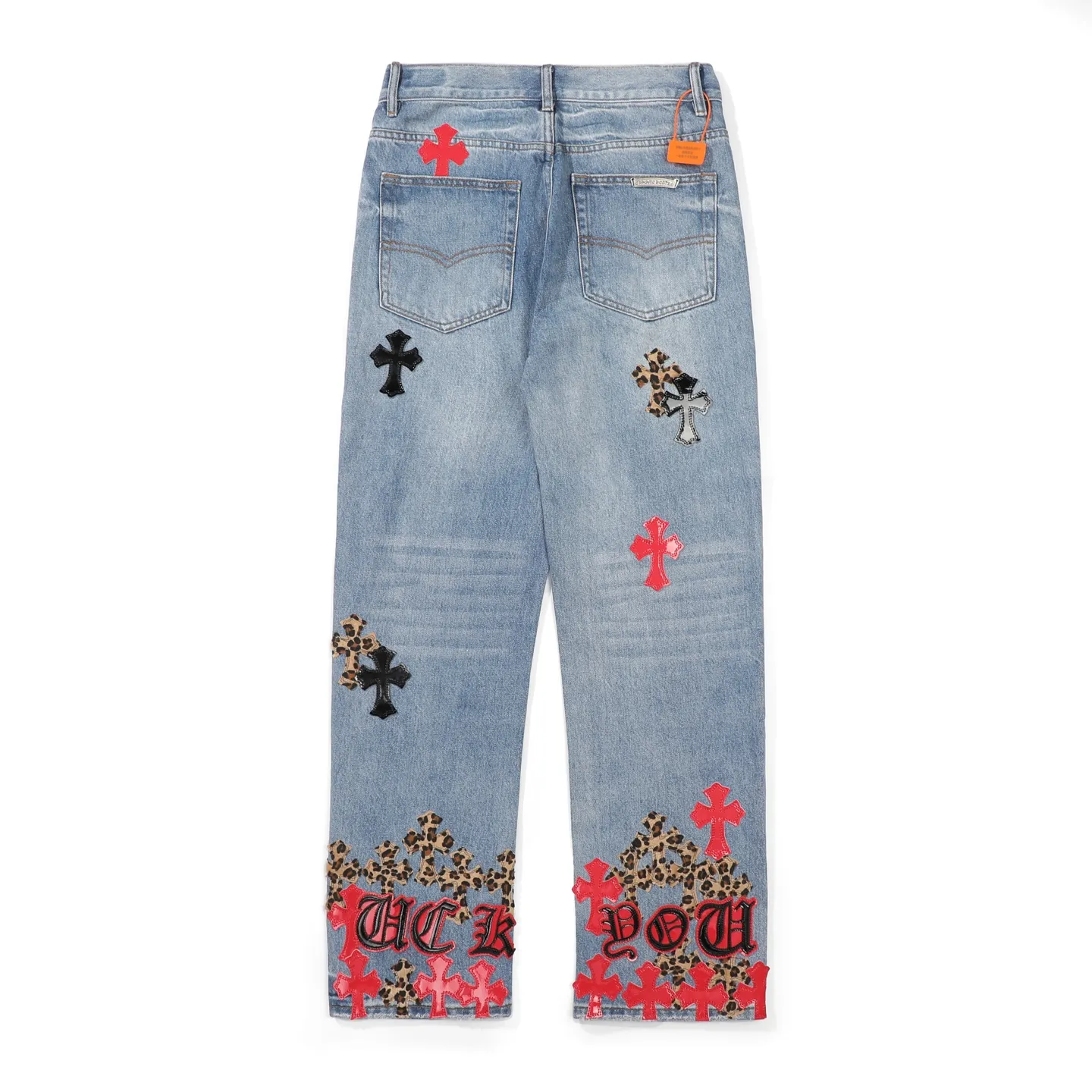 P280 Chrome Hearts blue denim with red black panther pattern multi-leather jeans. CH jeans need to be washed and then disassembled and hand-stitched with sheepskin cross leather and then spliced ​​to complete. The whole piece has too many craftsmanship to explain. The patchwork cross pattern is embellished, and the high-waisted washed jeans! ! Absolutely high-end luxury products, god-level single products and super popular products, made with top heavy industry, a must-see magic weapon. Customized hardware. The fabric is thick and soft after washing. It has good breathability. Customized small leather label. Unique design. The details are simple and elegant, and the workmanship is exquisite. The entire trousers are neatly routed and the details are in place! It’s so cool that both men and women can easily control the genderless trend! Color: Blue Size: 28 30 32 34 36